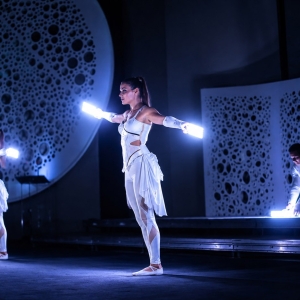 Show con luci LED ad alto impatto scenografico per evento aziendale