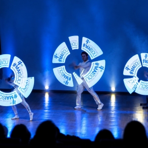 Spettacolo con luci LED per evento istituzionale a Milano