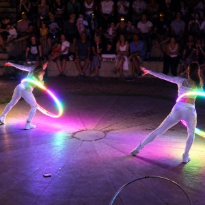 Spettacolo di luci LED per festival e manifestazioni pubbliche