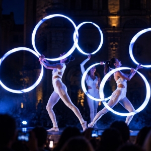 Air Light Show con coreografie luminose per eventi in piazza