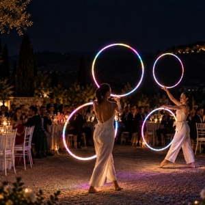 Spettacolo luminoso durante il ricevimento di matrimonio