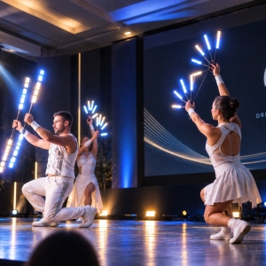 Spettacolo con luci LED durante un meeting aziendale