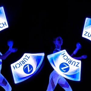 Spettacolo LED con logo aziendale personalizzato per eventi corporate